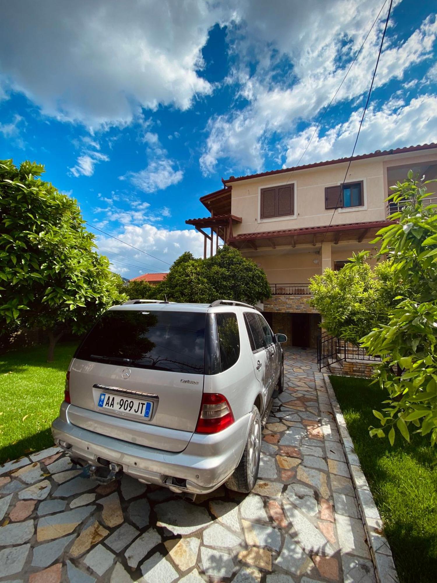 Villa Μπεράτ Εξωτερικό φωτογραφία